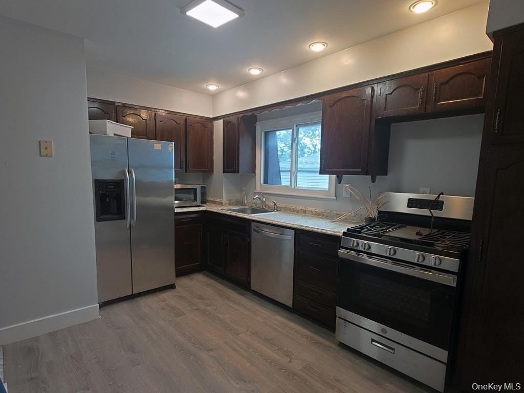 25620 Craft Ave 2nd Fl - Photo 2 of 11