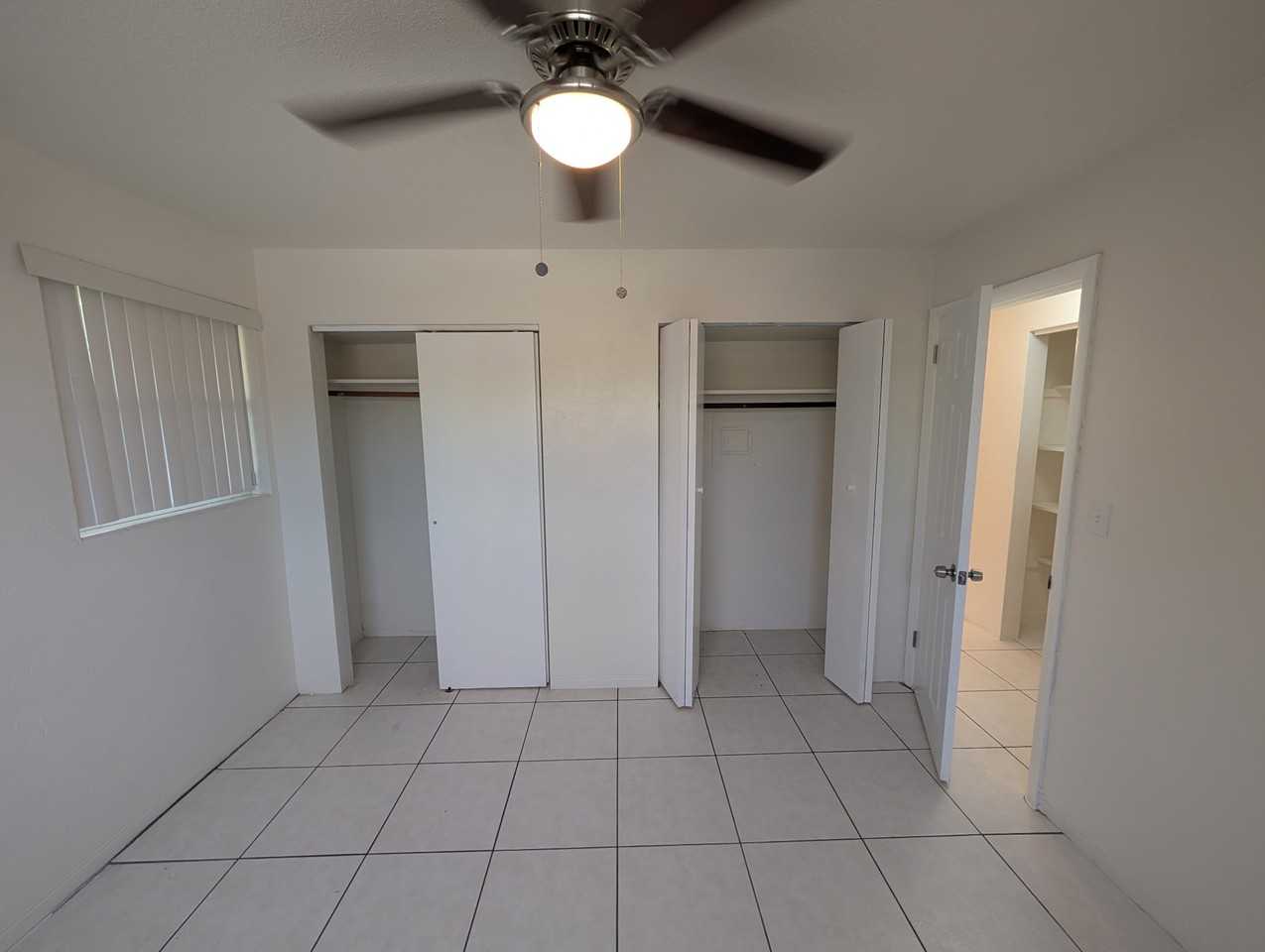 116 South Coates Street #12 - Photo 5 of 24