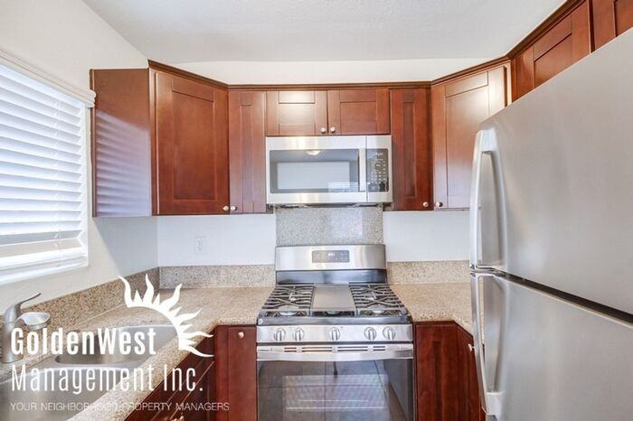 4157 Franklin Ave #A - Photo 6 of 17