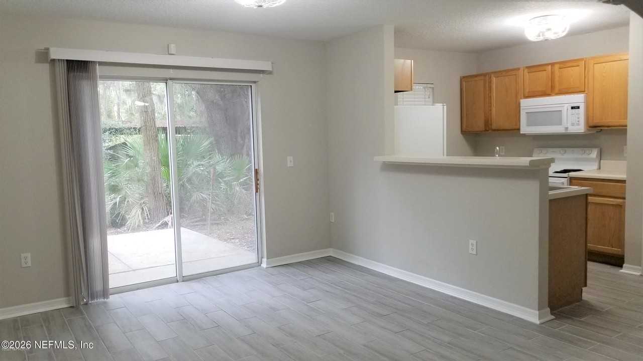 10462 Autumn Trace Rd - Photo 6 of 7