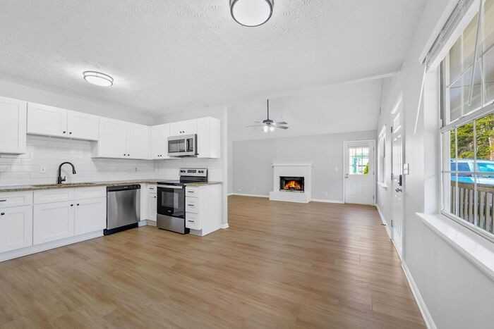 4660 Bryant Rd - Photo 2 of 26