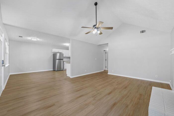 4660 Bryant Rd - Photo 6 of 26