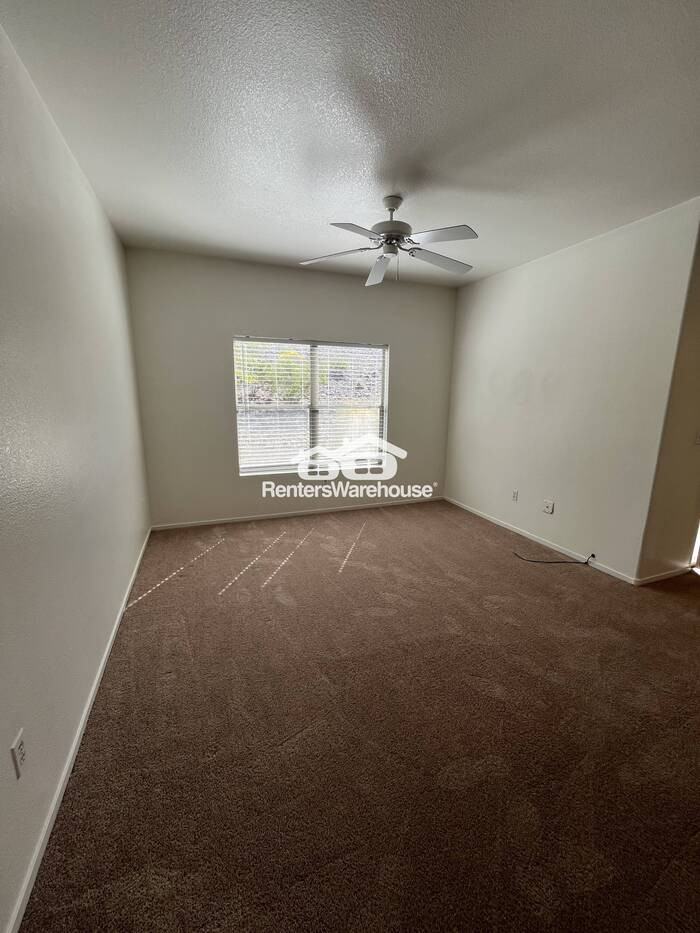 45 Maleena Mesa St #1516 - Photo 6 of 14