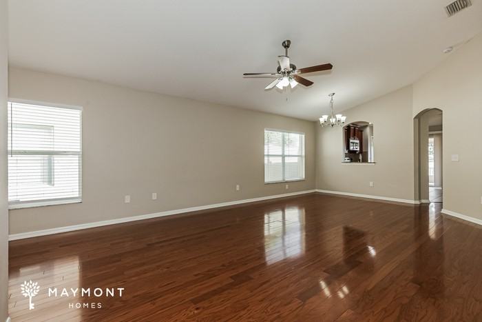 911 Seminole Sky Dr - Photo 5 of 15