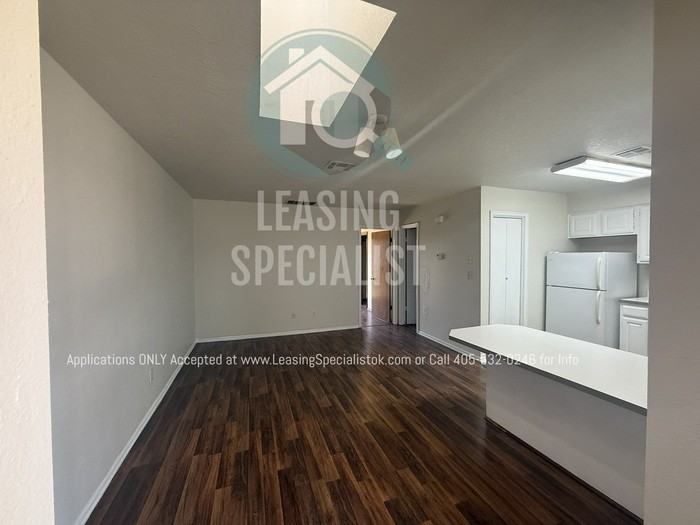 127 W Acres St #F - Photo 7 of 25