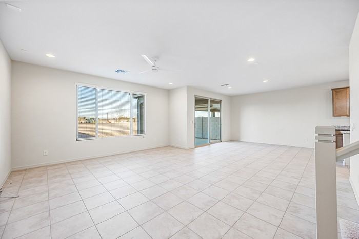 17566 W San Juan Ave - Photo 2 of 36