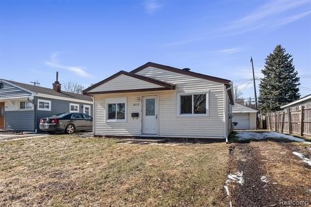 977 Kettering Ave - Photo 2 of 21