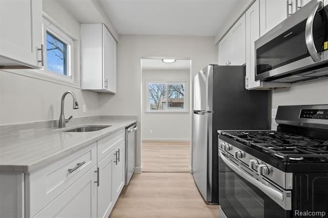 977 Kettering Ave - Photo 7 of 21