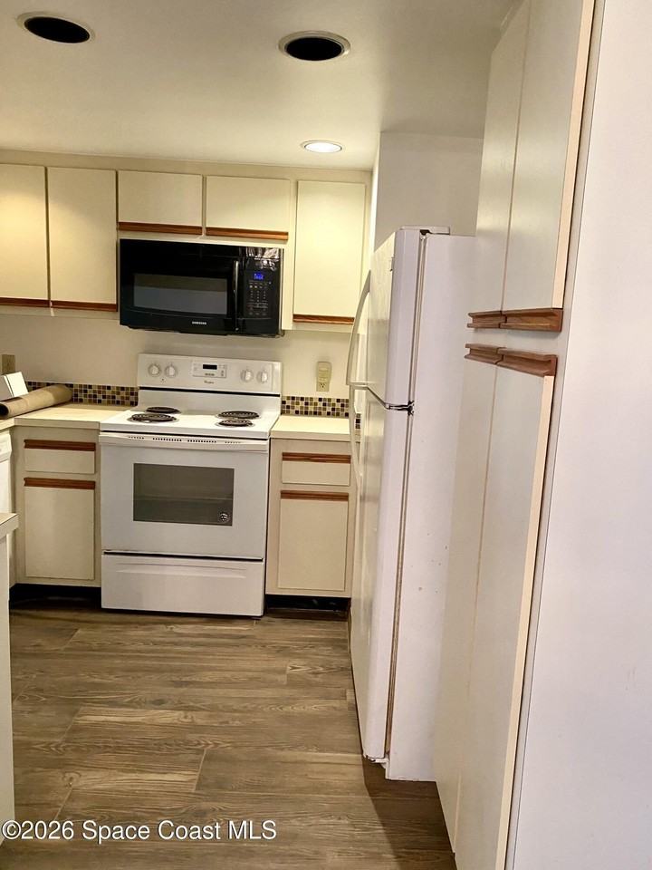 1600 Woodland Dr Apt 8103 - Photo 4 of 14