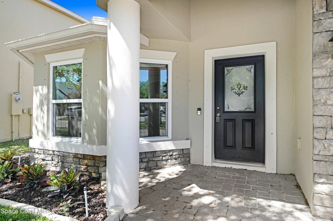 1202 Becket Pl - Photo 3 of 50