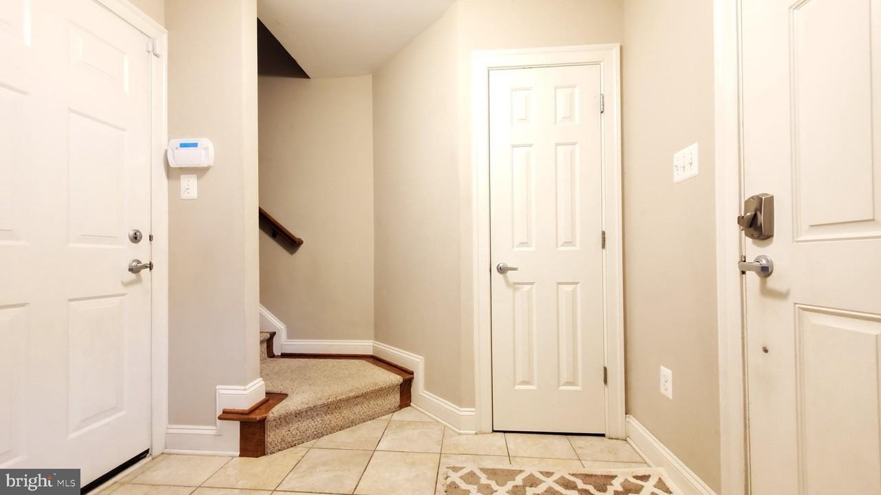 631 Hurdle Mill Pl - Photo 3 of 26