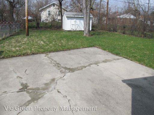 623 Circle Rd - Photo 2 of 14