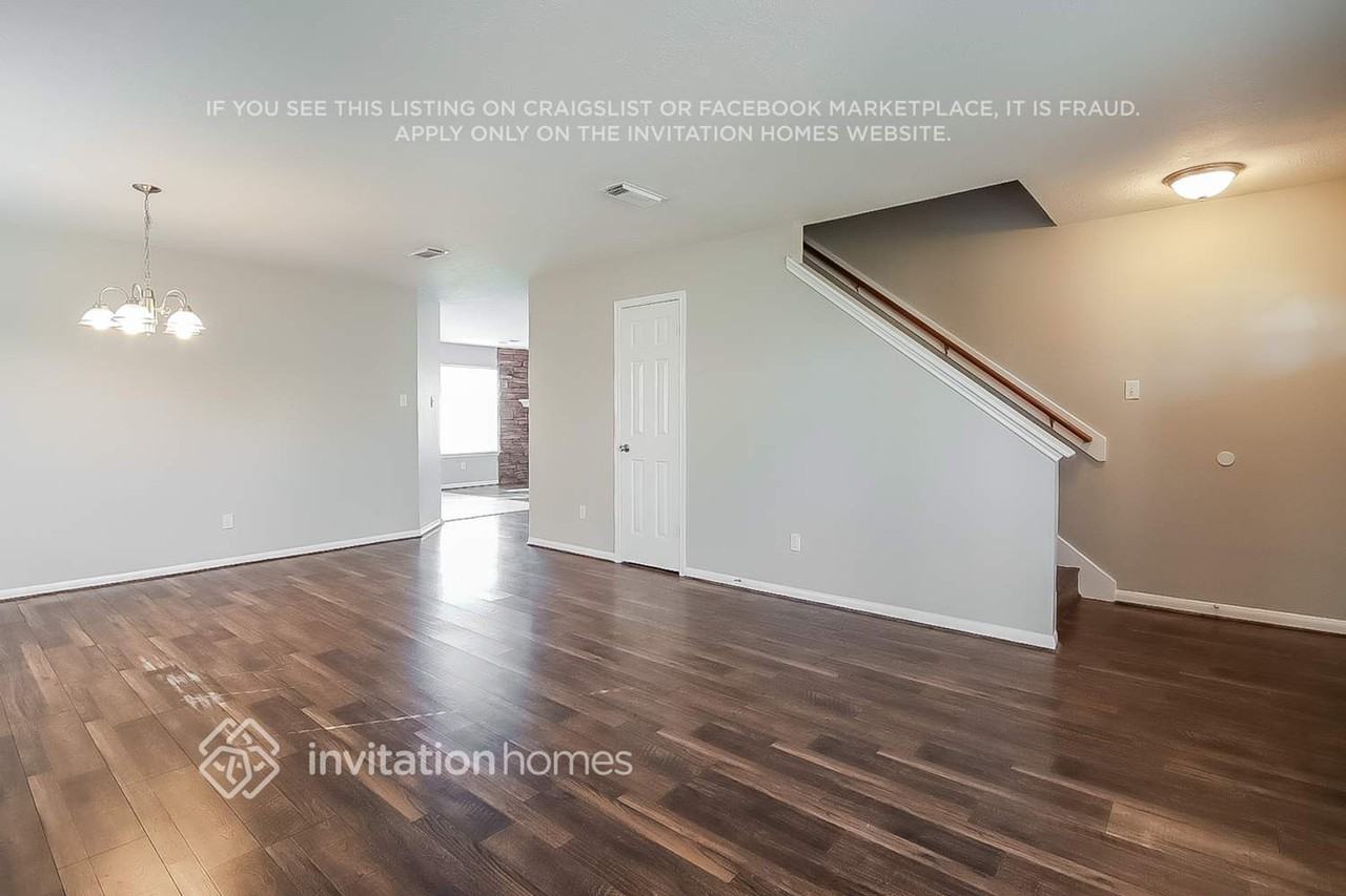 19719 Morning Glory Terrace Ct - Photo 4 of 16