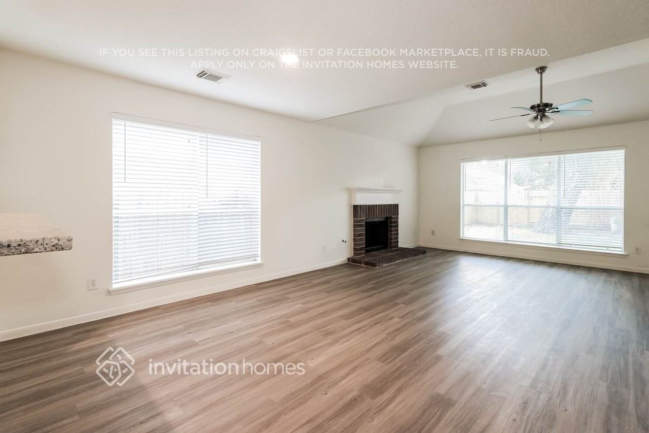 5742 Forest Timbers Dr - Photo 5 of 17