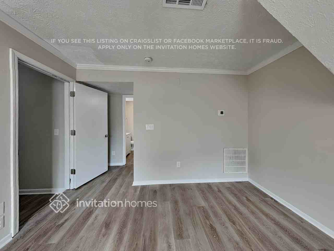 4468 Highland Pl Ne - Photo 7 of 23