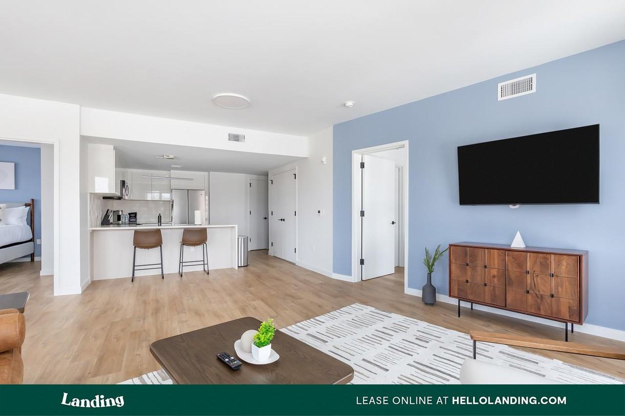 95 Anderson Street - Photo 2 of 50