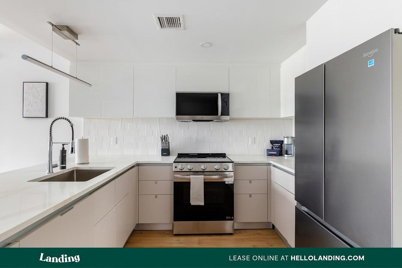 95 Anderson Street - Photo 6 of 50