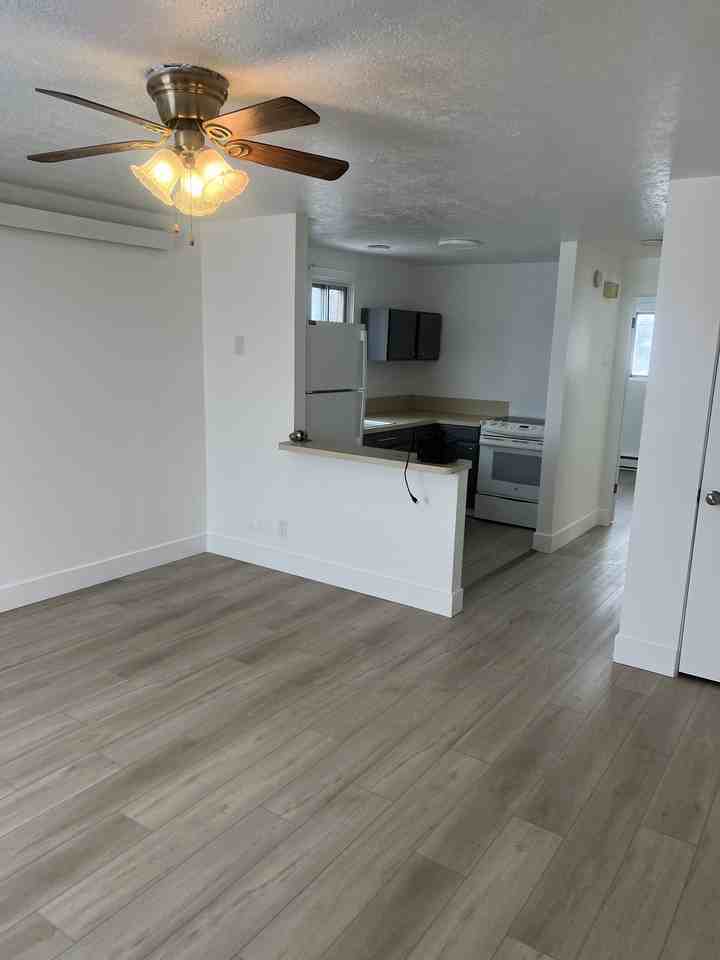 486 Whittier Street - Photo 5 of 5