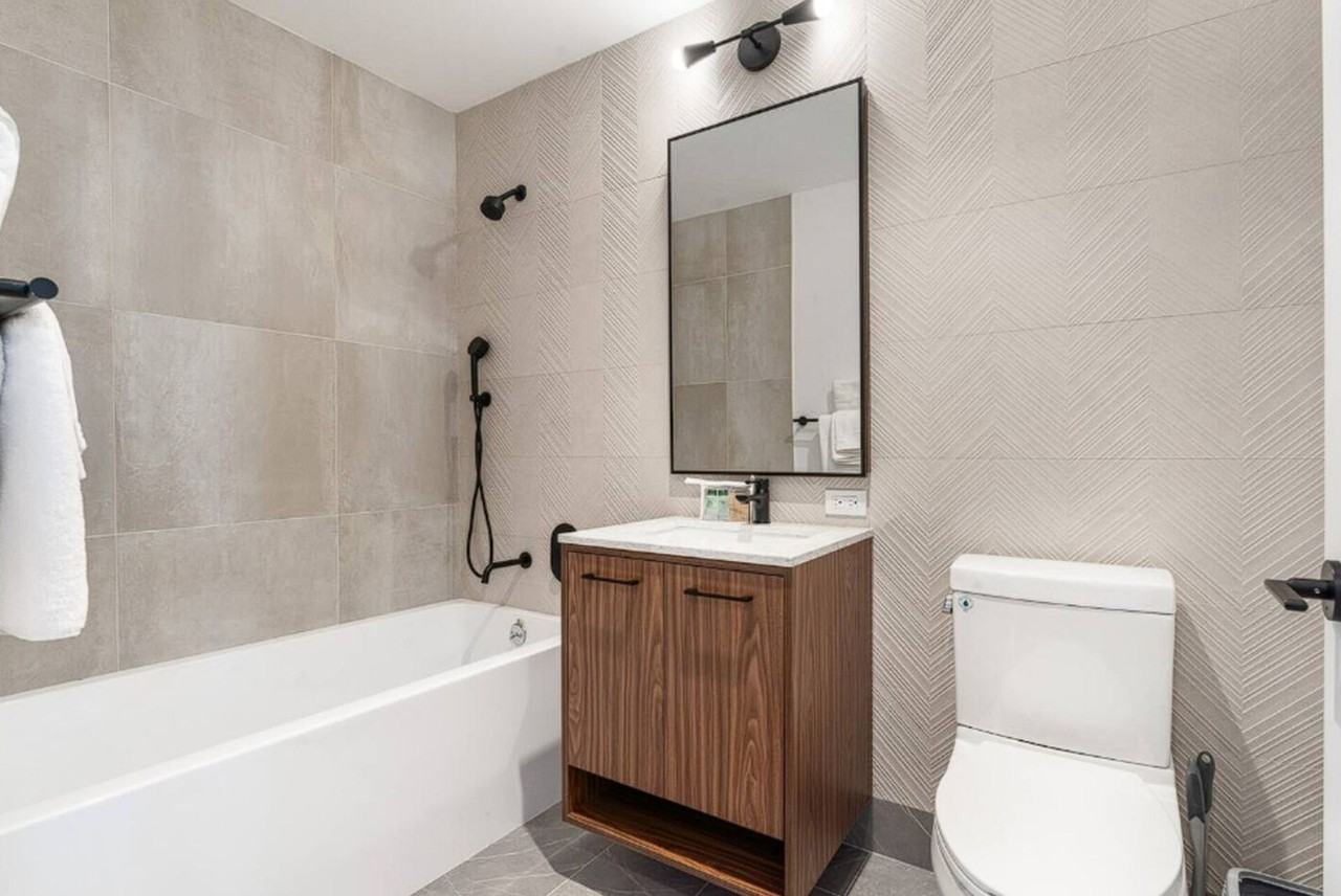 2230 Cropsey Ave #1466793P - Photo 5 of 26