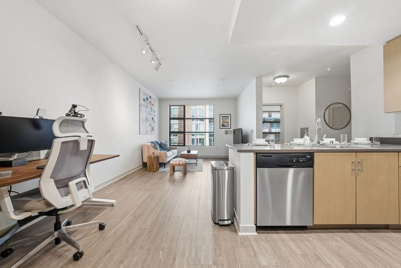 1155 4th St #1407701P - Photo 3 of 40