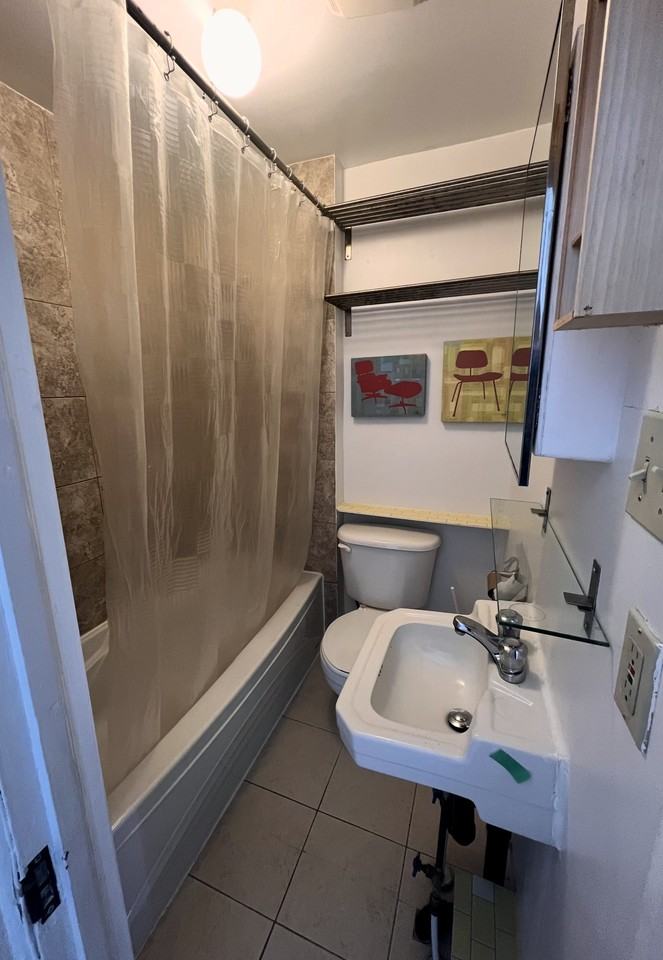 44 Aylmer Avenue #3 - Photo 5 of 14