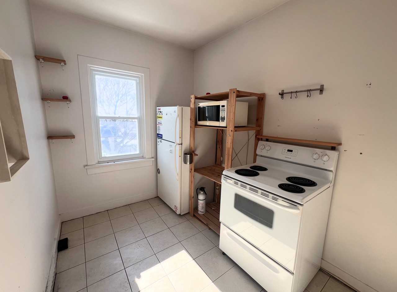 44 Aylmer Avenue #3 - Photo 7 of 14