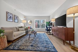 featured image of 444 Washington Blvd