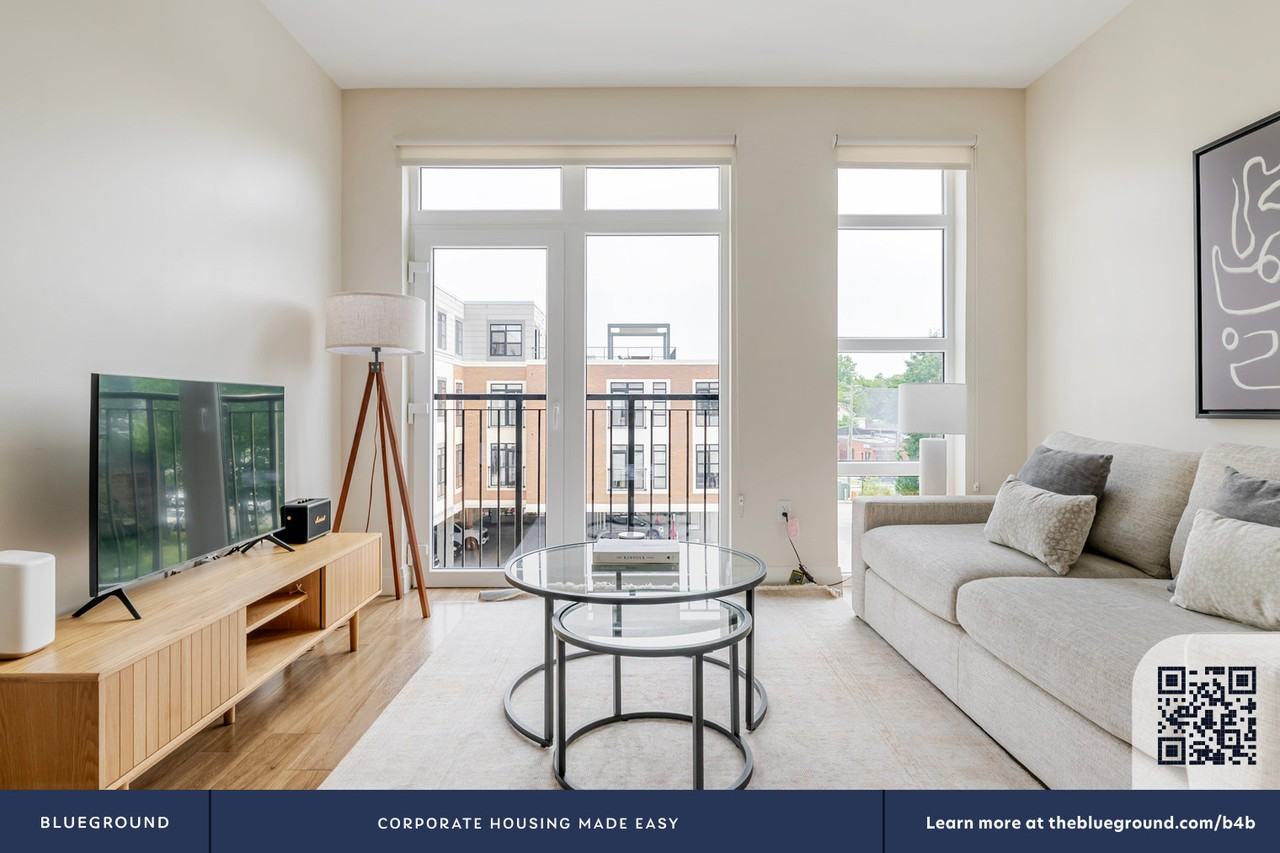 28 Austin Street - Photo 5 of 27