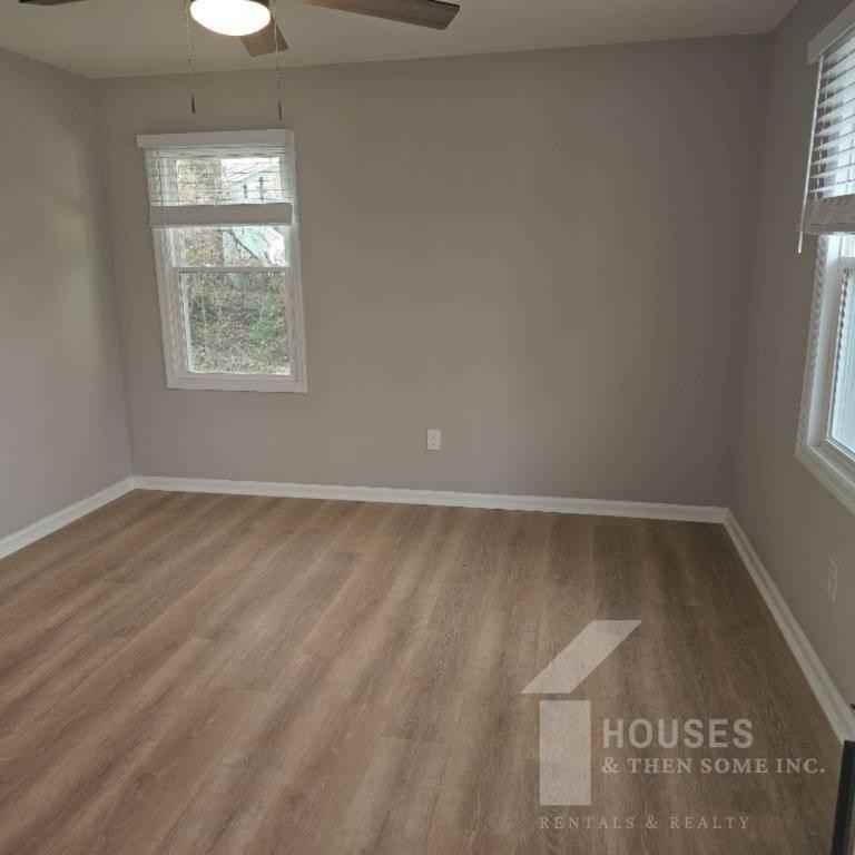 511 Hampton Ave - Photo 2 of 15