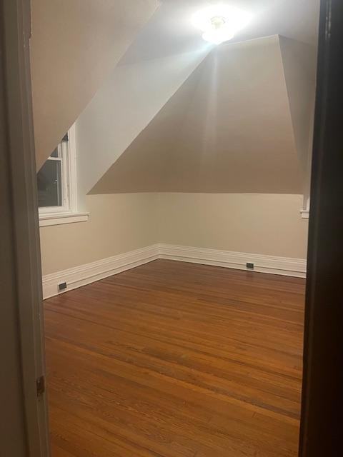 1606 Genesee St - Photo 4 of 10