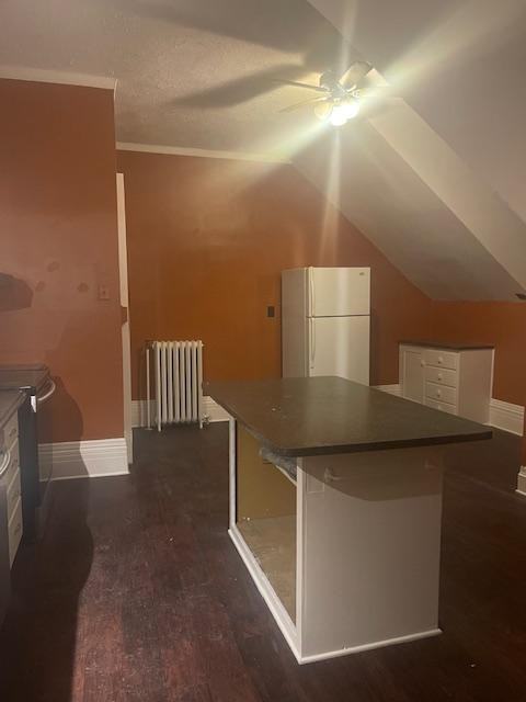 1606 Genesee St - Photo 6 of 10