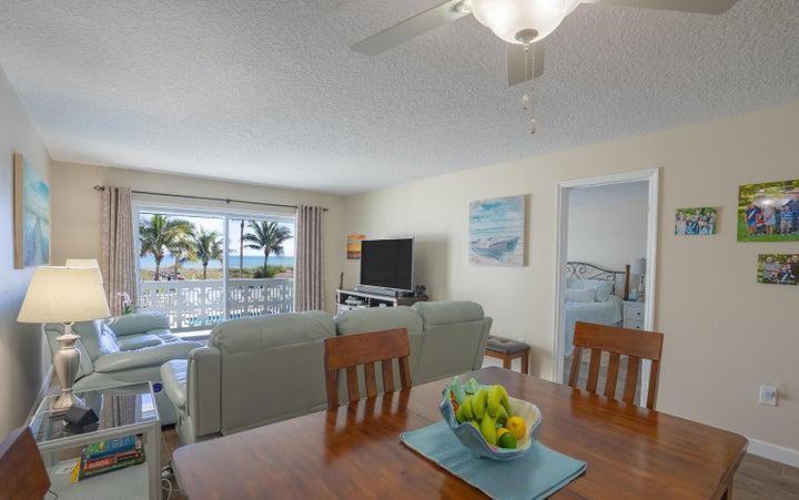 4800 Ocean Beach Blvd - Photo 6 of 24