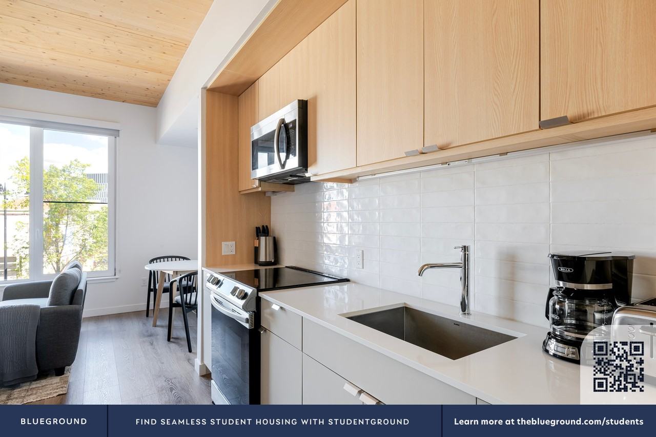 154 Broadway #1106 - Photo 7 of 27