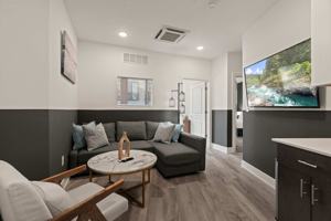 featured image of 1214 N American St