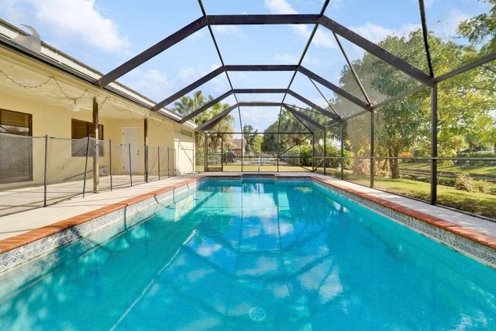 14616 Autumn Avenue - Photo 3 of 9