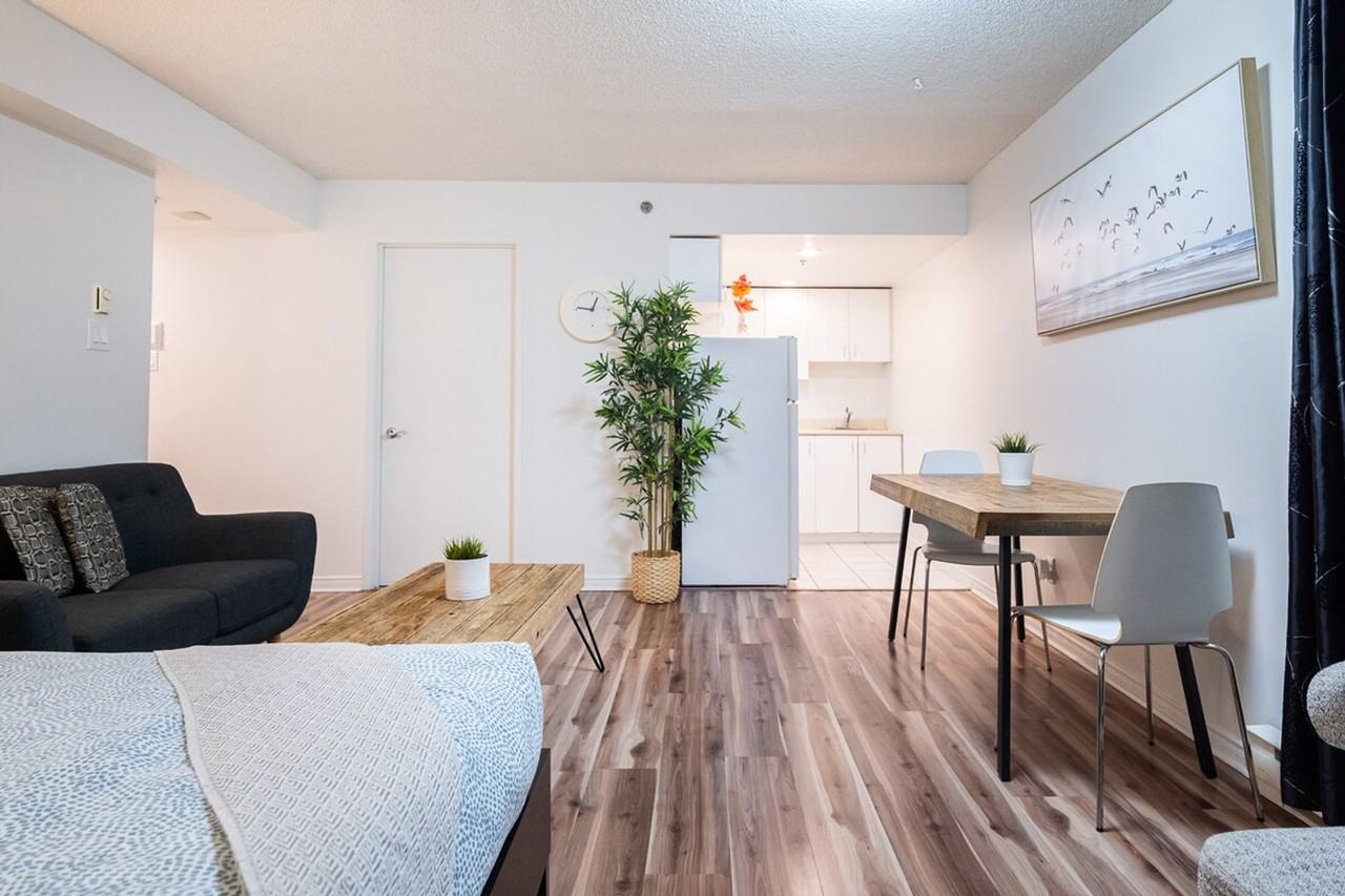 1206 Rue Sanguinet #1261766P - Photo 5 of 21