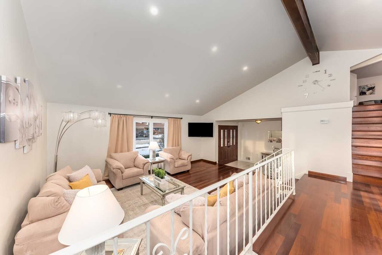 8501 Loveland Ln #1285089P - Photo 4 of 26