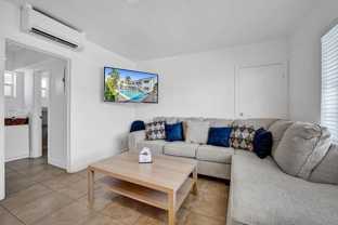 335 Desoto St - Photo 1 of 1