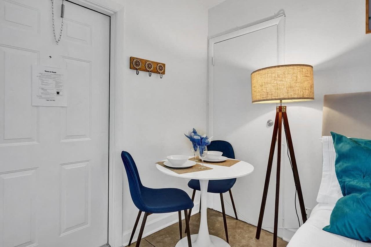 335 Desoto Street - Photo 7 of 26