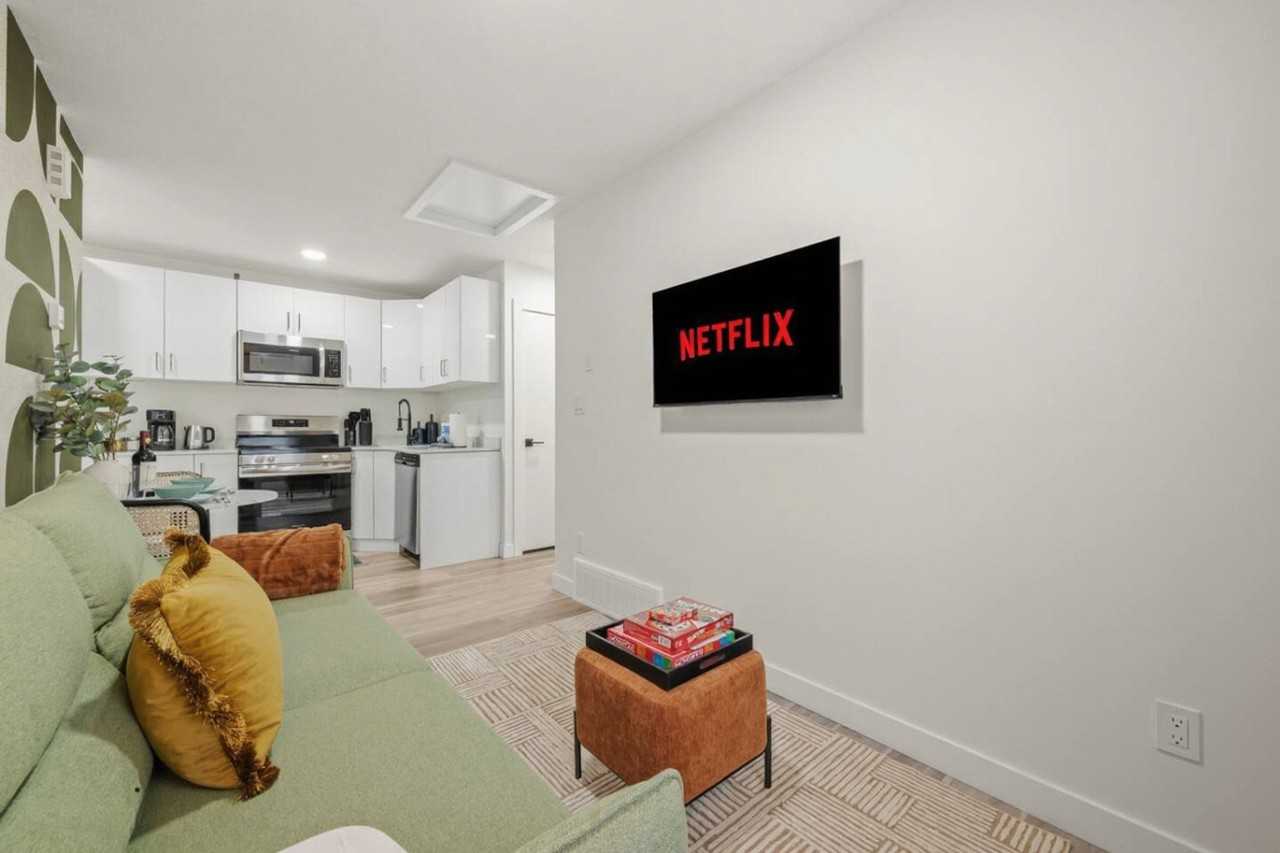 10749 73 Ave Nw #1317343P - Photo 2 of 40