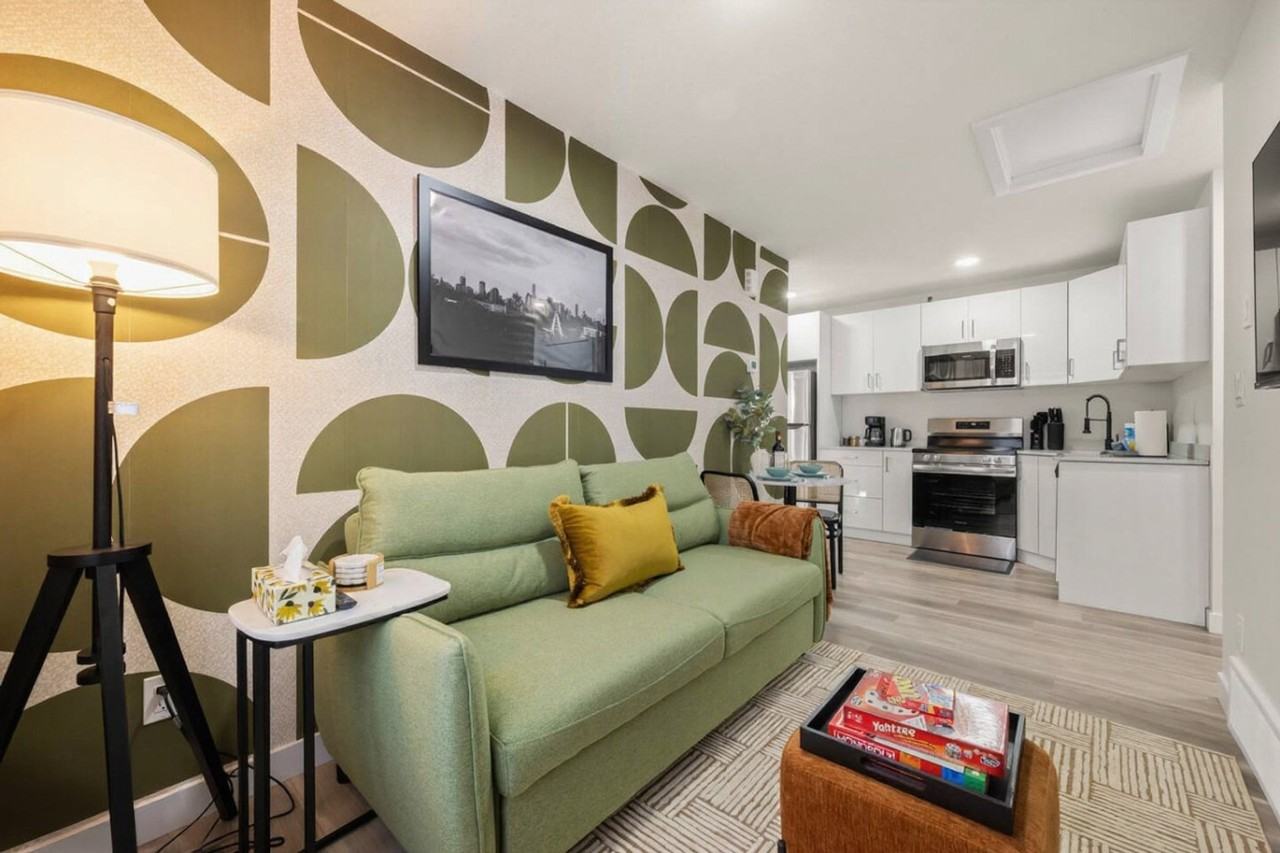 10749 73 Ave Nw #1317343P - Photo 5 of 40