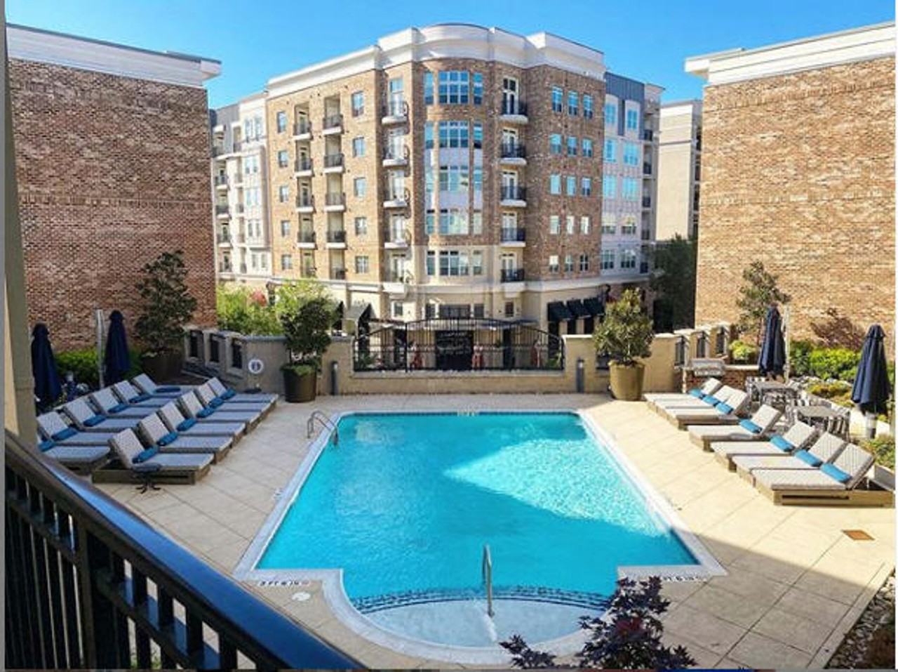 6770 Broad St #1344155P - Photo 7 of 20