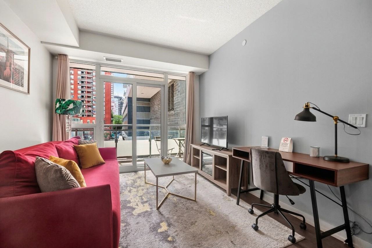 98 Lillian Street - Photo 7 of 22