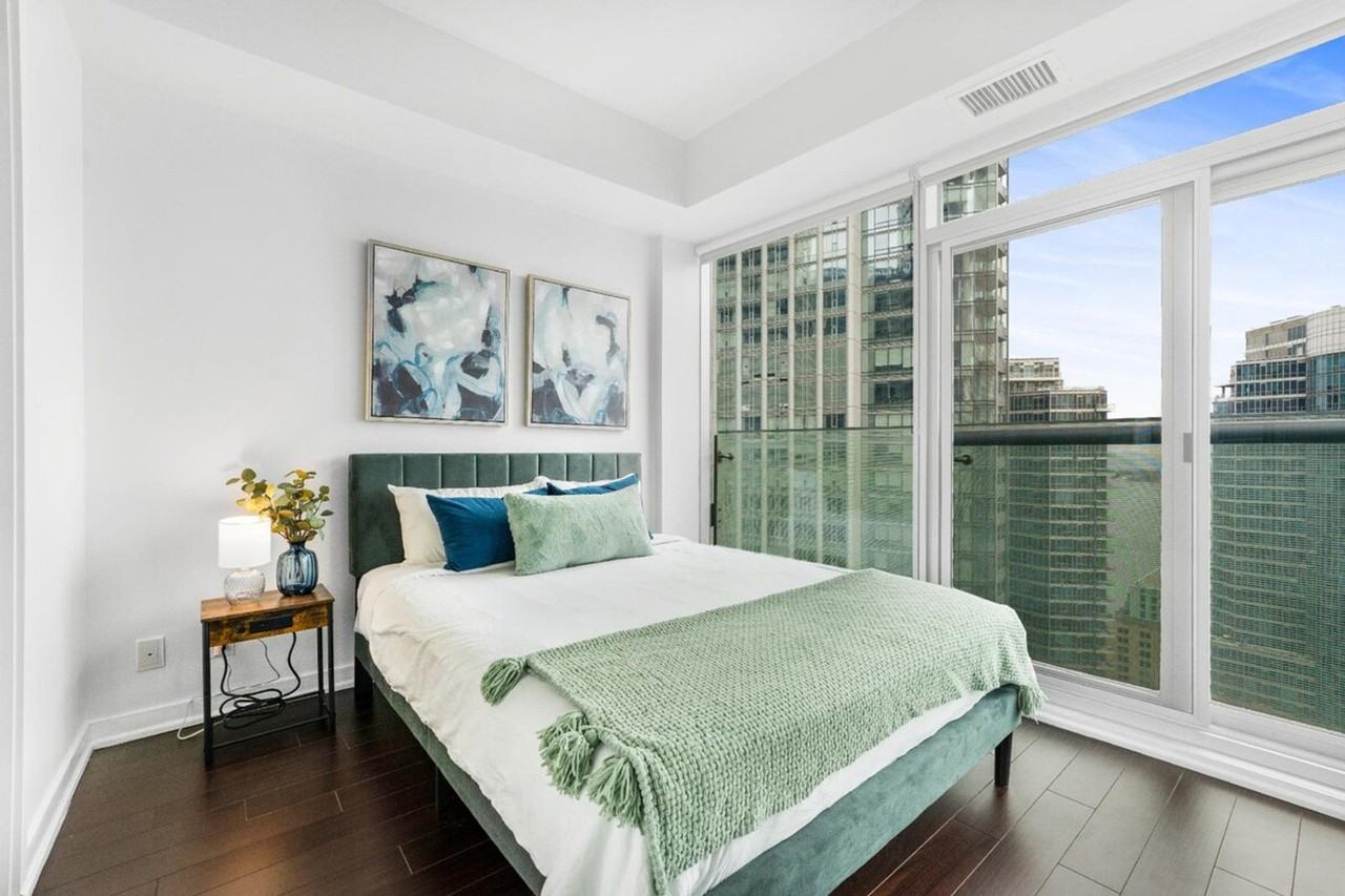 14C York St #1388810P - Photo 3 of 15