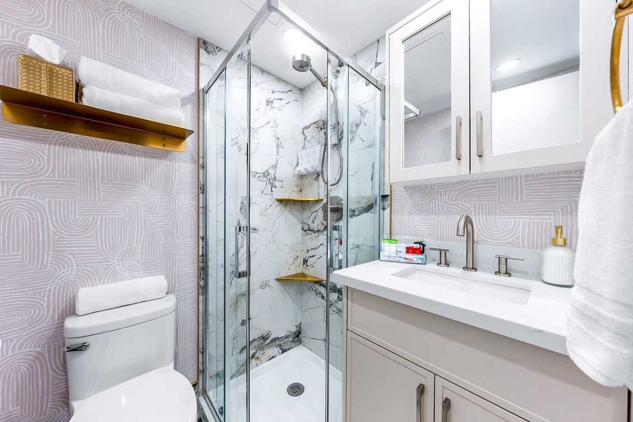 168 Mccaul St #1389235P - Photo 4 of 8