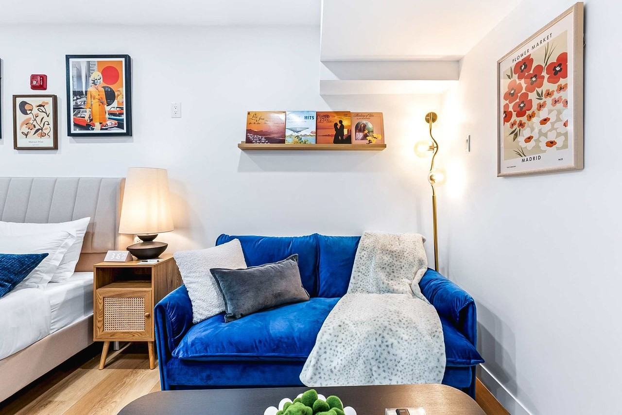 168 Mccaul St #1389235P - Photo 5 of 8