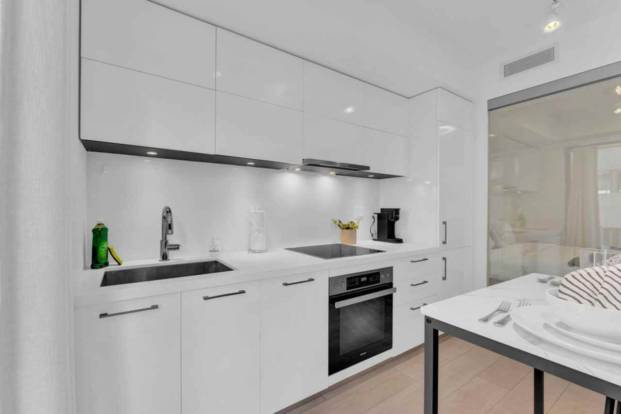 188 Cumberland St #1388890P - Photo 3 of 22