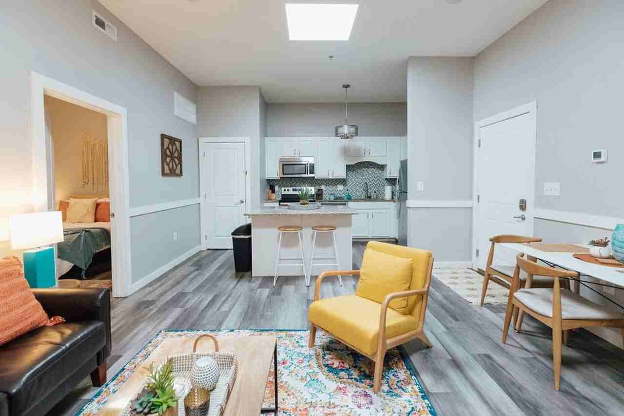117 Spring St #1397957P - Photo 6 of 27
