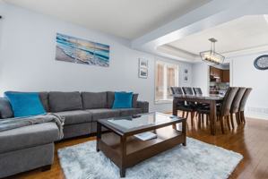 featured image of 251 Wright Cres