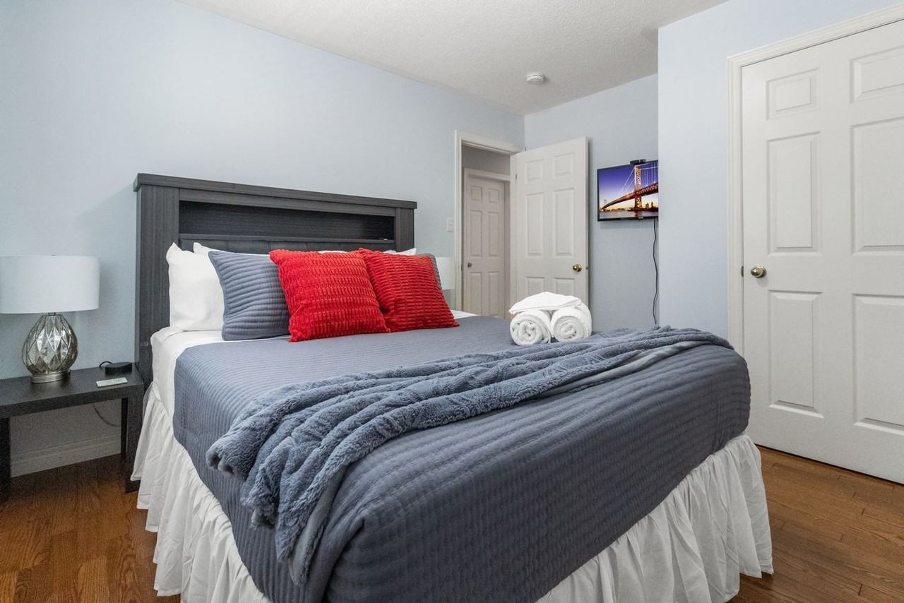 251 Wright Cres #1459497P - Photo 5 of 19